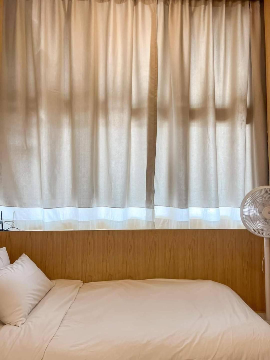 La Moon House Hotell Salaya Eksteriør bilde