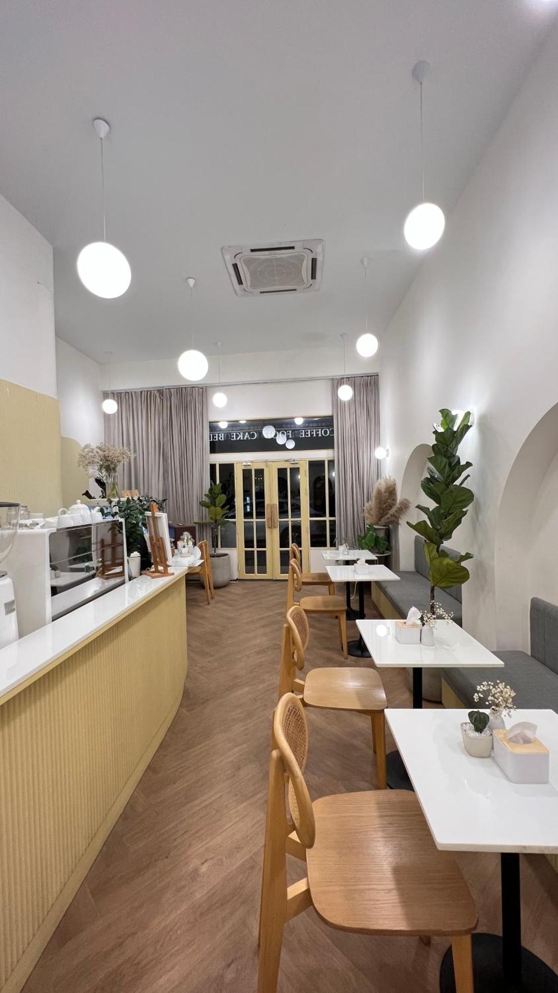 La Moon House Hotell Salaya Eksteriør bilde