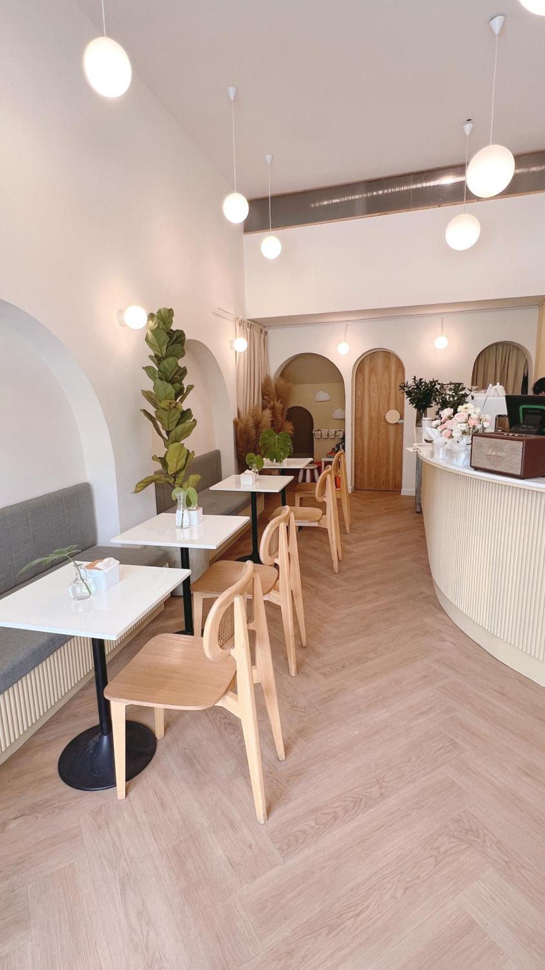La Moon House Hotell Salaya Eksteriør bilde